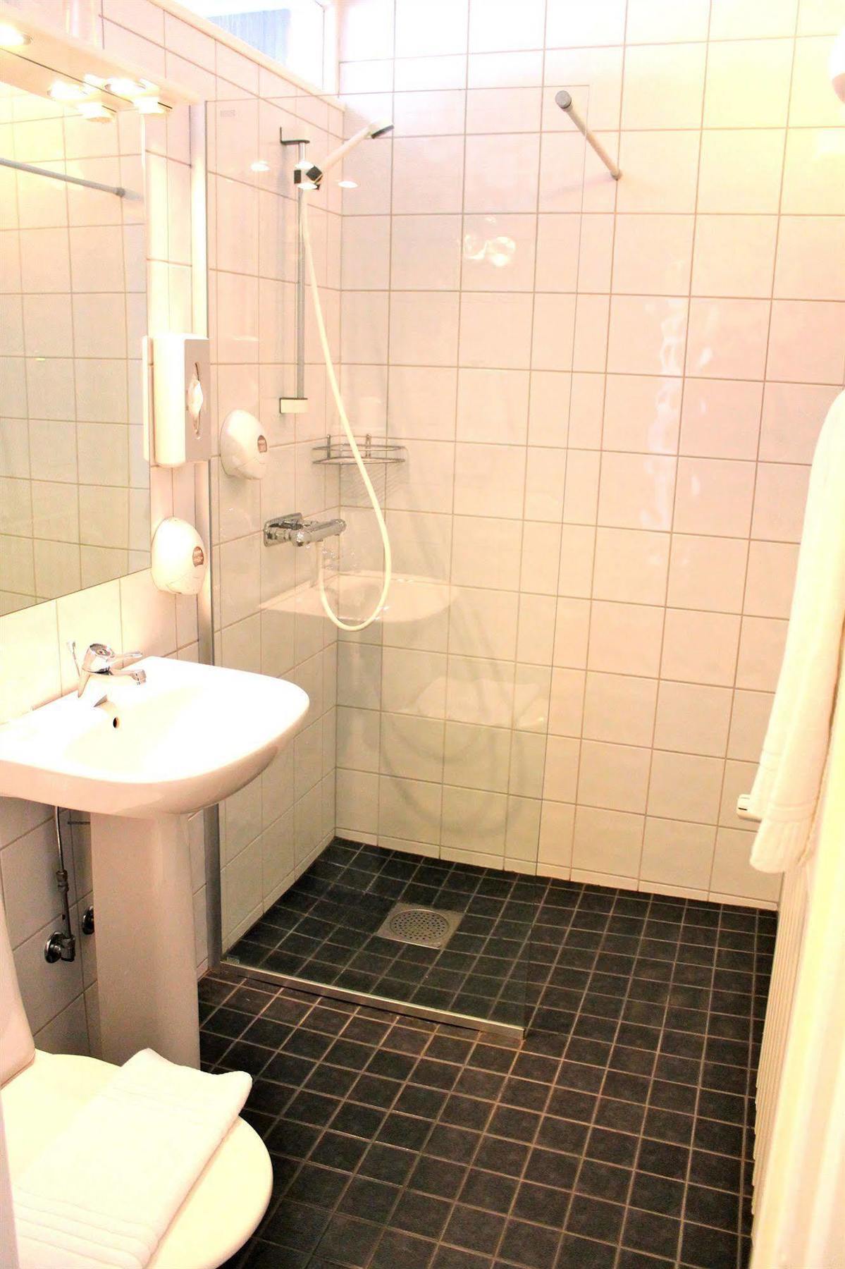 Hotel Vaetterleden & Restaurang Gränna